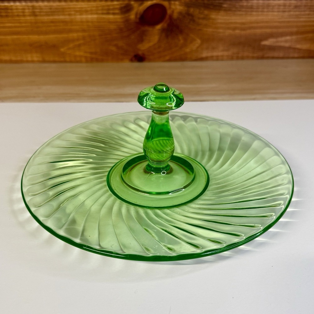 Anchor Hocking Spiral Green Uranium Glass Tidbit Tray Center Handle 9" Plate
